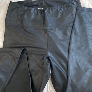Women’s black leggings